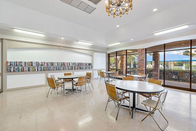 608 NE 2nd Strret 241, Dania Beach, FL 33004