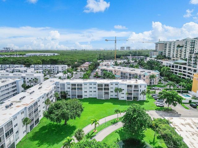 608 NE 2nd Strret 241, Dania Beach, FL 33004