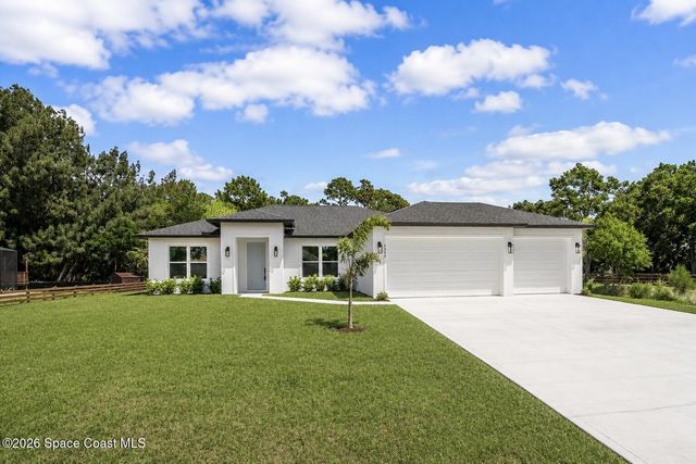 1328 Tilberg Avenue NW, Palm Bay, FL 32907