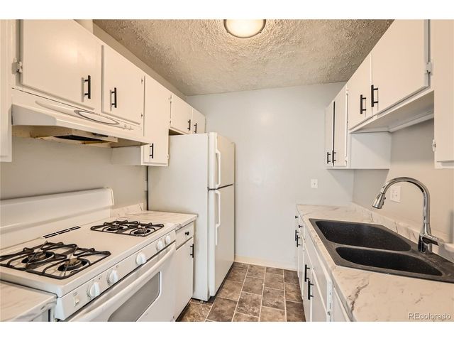 10712 E Exposition Ave 209, Aurora, CO 80012