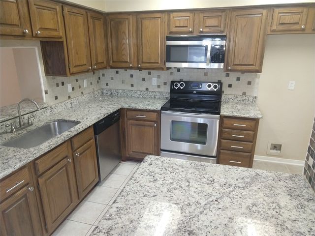 2101 Rainbow Drive 4324, Arlington, TX 76011