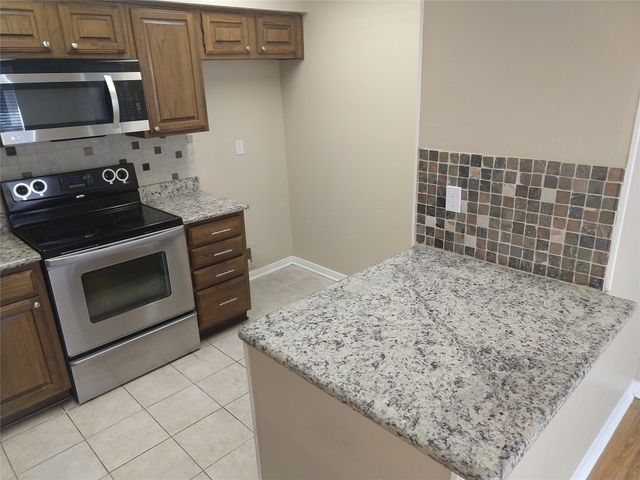 2101 Rainbow Drive 4324, Arlington, TX 76011