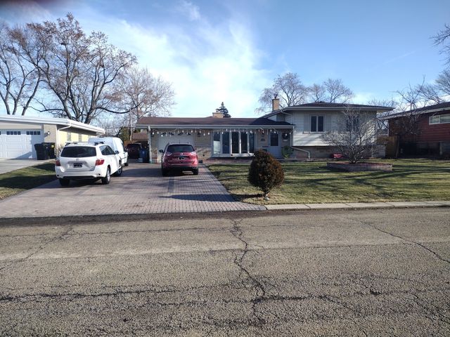 5639 N Manor Lane, Norwood Park Township, IL 60631