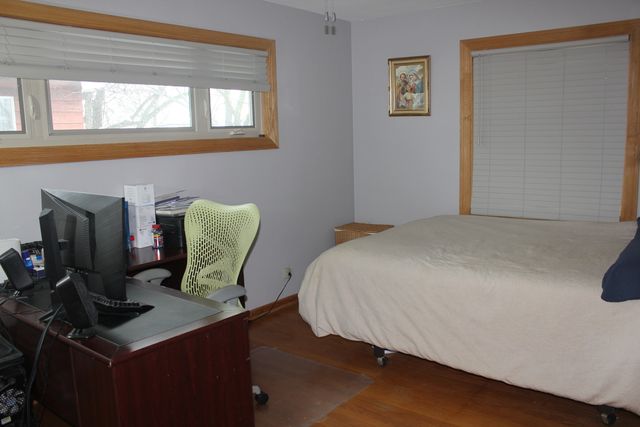 5639 N Manor Lane, Norwood Park Township, IL 60631