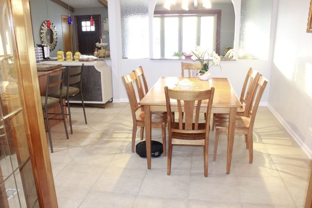 5639 N Manor Lane, Norwood Park Township, IL 60631