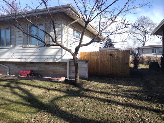 5639 N Manor Lane, Norwood Park Township, IL 60631