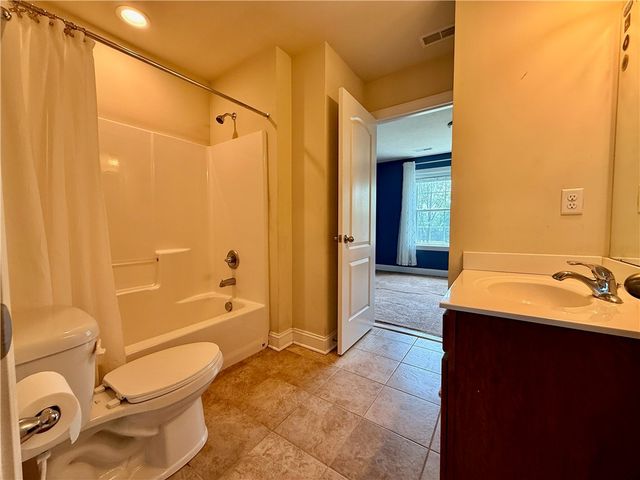 127 Alder Dr, Pine Twp, PA 15090
