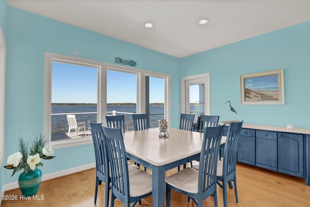 31 Osprey Drive, Sneads Ferry, NC 28460