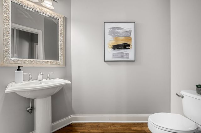 5230 Saint Ives Dr, Murfreesboro, TN 37128