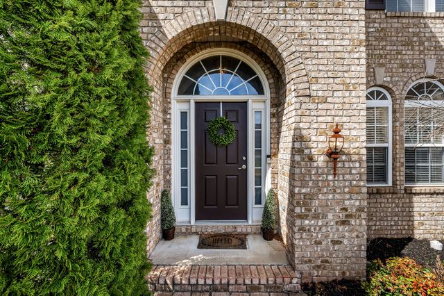 5230 Saint Ives Dr, Murfreesboro, TN 37128