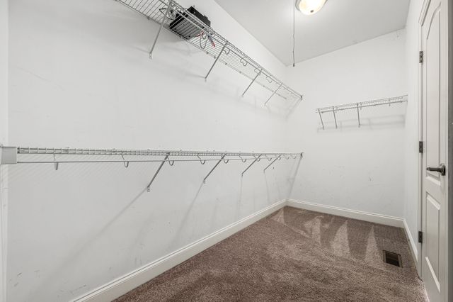 5230 Saint Ives Dr, Murfreesboro, TN 37128