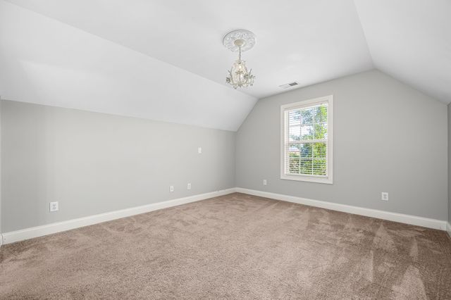 5230 Saint Ives Dr, Murfreesboro, TN 37128