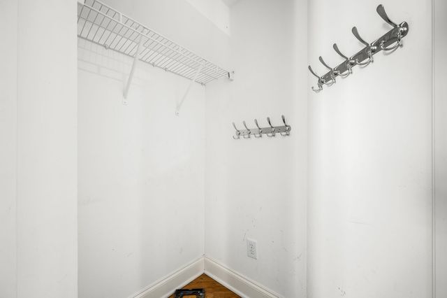 5230 Saint Ives Dr, Murfreesboro, TN 37128