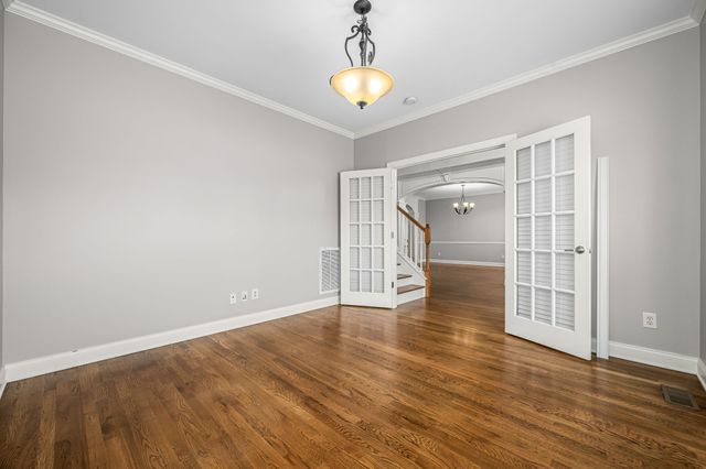 5230 Saint Ives Dr, Murfreesboro, TN 37128