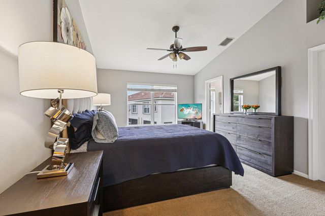 9070 Tremezzo Lane, Boynton Beach, FL 33472
