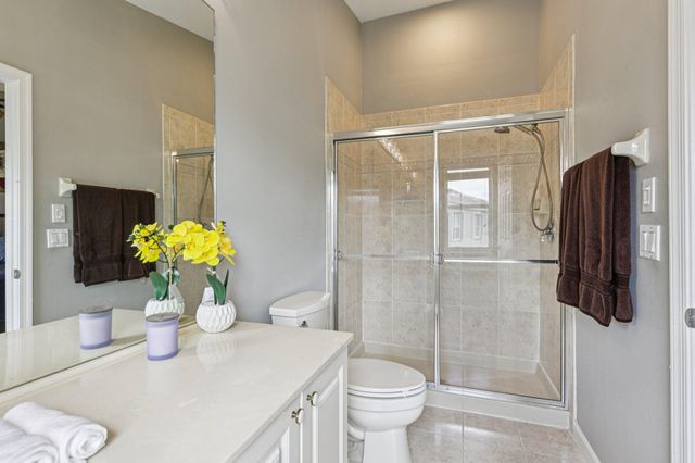 9070 Tremezzo Lane, Boynton Beach, FL 33472