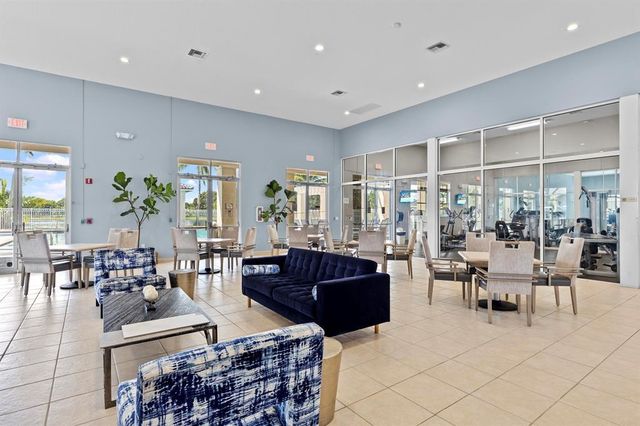 9070 Tremezzo Lane, Boynton Beach, FL 33472