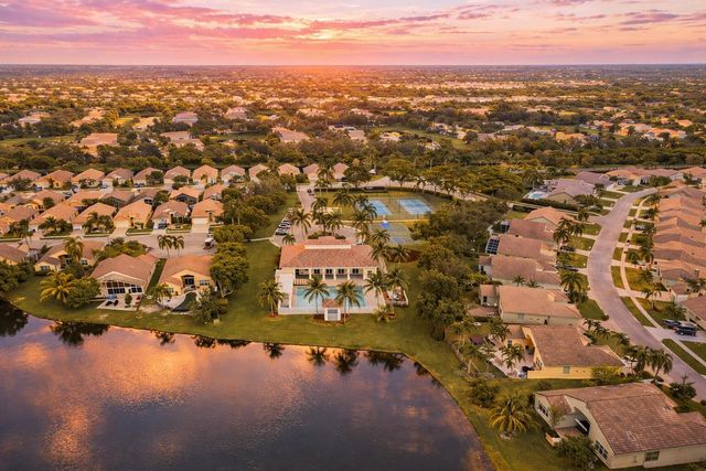 9070 Tremezzo Lane, Boynton Beach, FL 33472