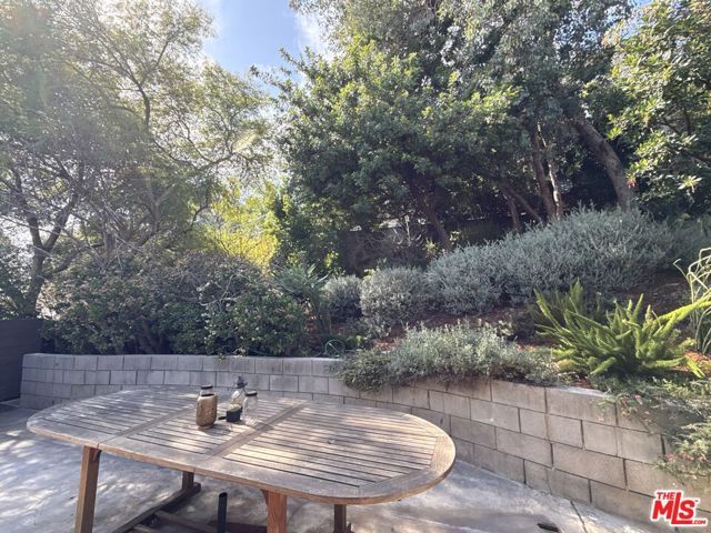 2243 Silver Ridge Avenue, Los Angeles, CA 90039