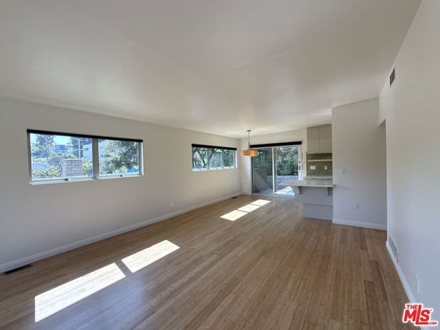 2243 Silver Ridge Avenue, Los Angeles, CA 90039