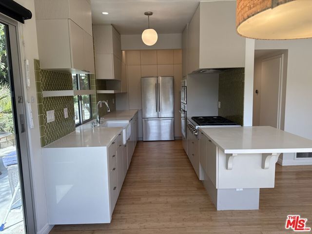 2243 Silver Ridge Avenue, Los Angeles, CA 90039