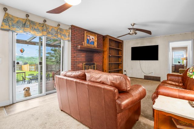 102 Dogwood Trail, London, KY 40741
