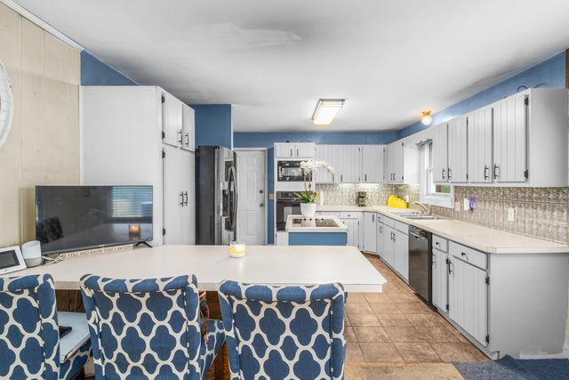 102 Dogwood Trail, London, KY 40741