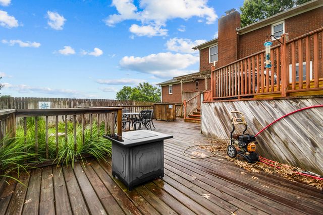 102 Dogwood Trail, London, KY 40741