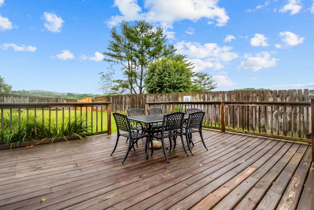 102 Dogwood Trail, London, KY 40741