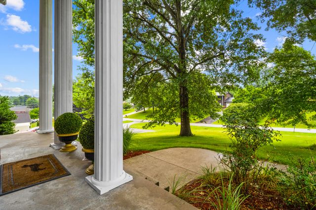 102 Dogwood Trail, London, KY 40741