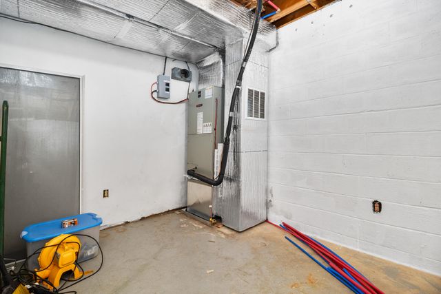 102 Dogwood Trail, London, KY 40741