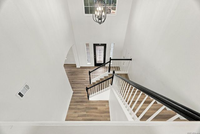 2502 Concan St, San Antonio, TX 78251
