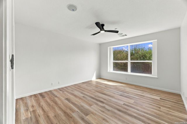 2502 Concan St, San Antonio, TX 78251