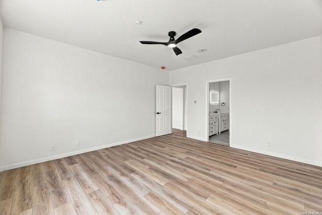 2502 Concan St, San Antonio, TX 78251