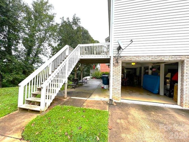 117 Lonetree Circle, Advance, NC 27006