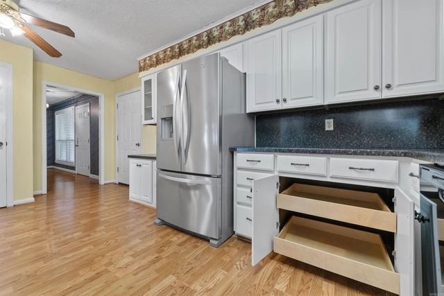 926 Karla Circle, Sherwood, AR 72120