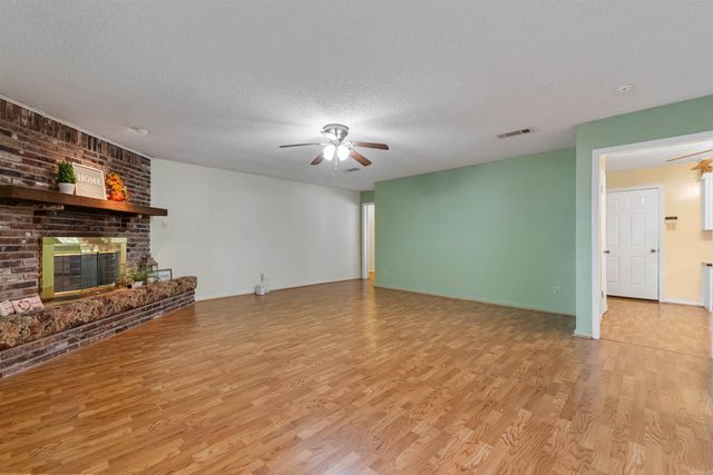 926 Karla Circle, Sherwood, AR 72120