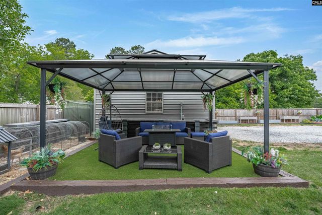 402 W Church Street, Saluda, SC 29138