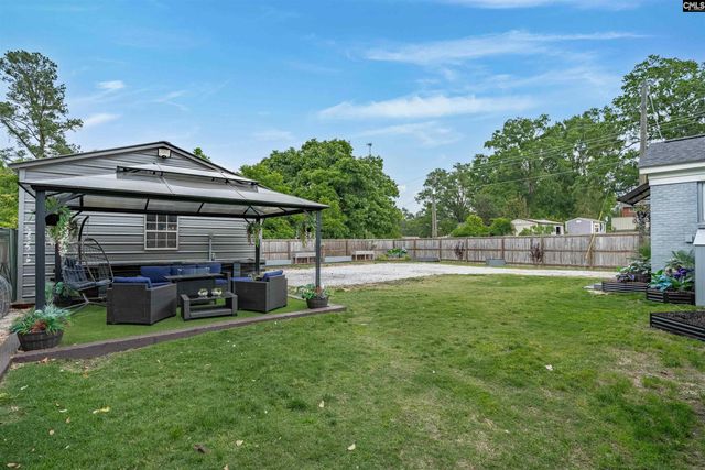 402 W Church Street, Saluda, SC 29138