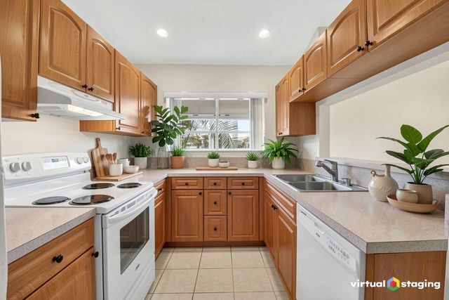 11151 Autoro Court, Boca Raton, FL 33498