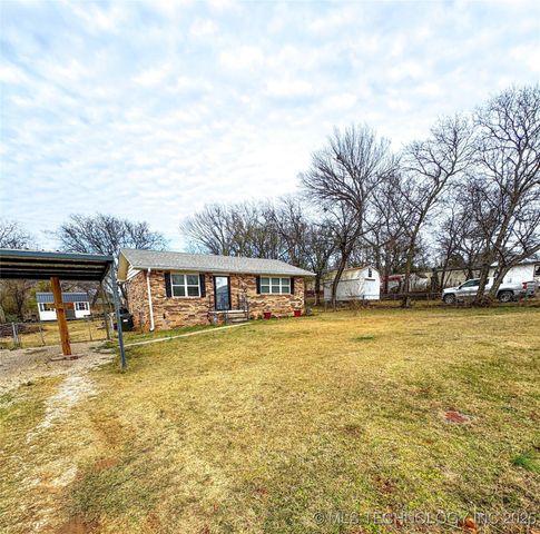 710 W Tahlequah, Sulphur, OK 73086
