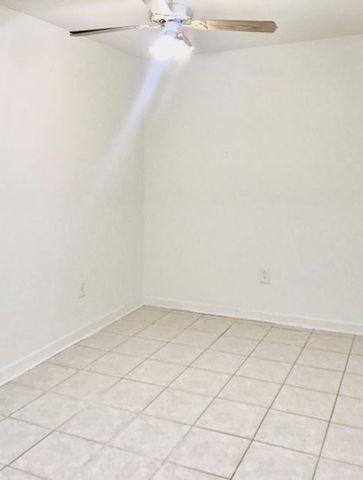 5329 Lost Forest Dr Drive 5329, Houston, TX 77092