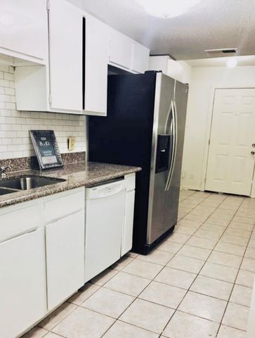 5329 Lost Forest Dr Drive 5329, Houston, TX 77092