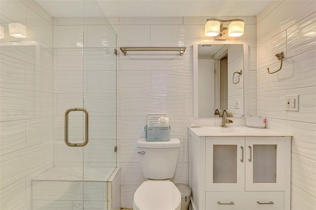 1612 STICKNEY POINT ROAD 1612-1, Sarasota, FL 34231