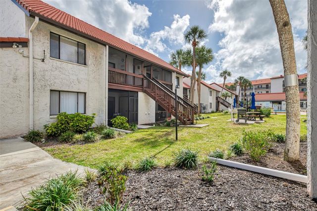 1612 STICKNEY POINT ROAD 1612-1, Sarasota, FL 34231