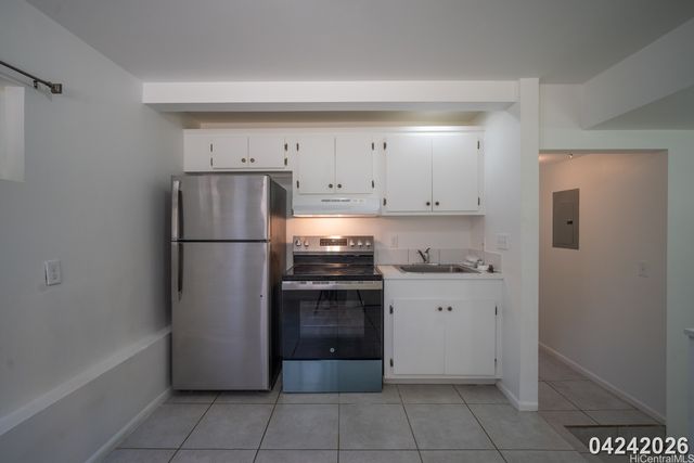 4138 Keaka Drive Unit B, Honolulu, HI 96818