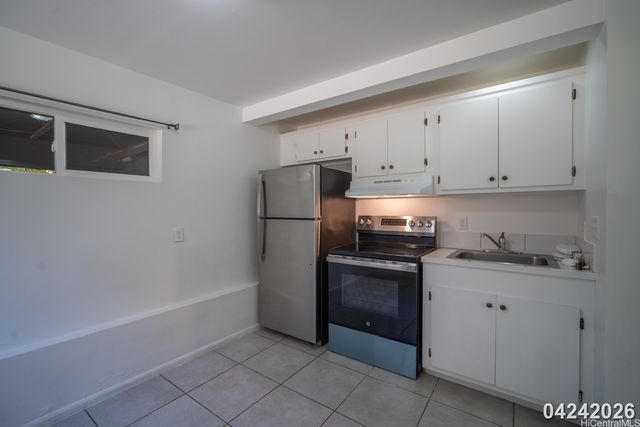4138 Keaka Drive Unit B, Honolulu, HI 96818