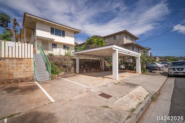 4138 Keaka Drive Unit B, Honolulu, HI 96818