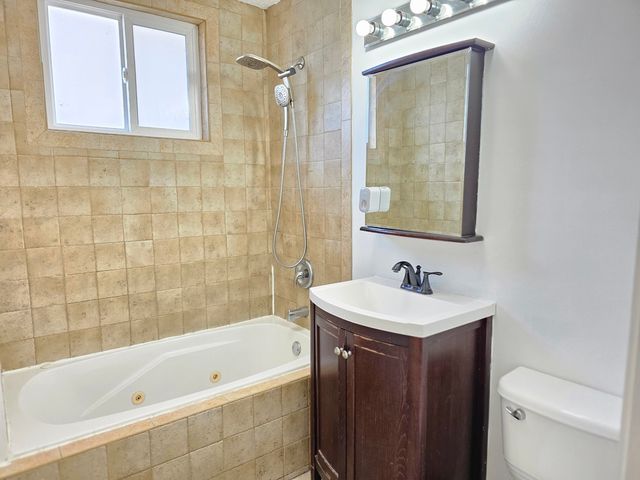 625 S 14th Avenue, Maywood, IL 60153