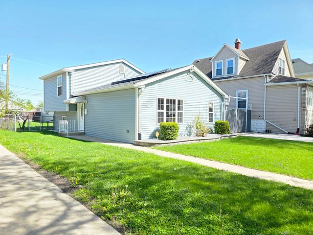 625 S 14th Avenue, Maywood, IL 60153